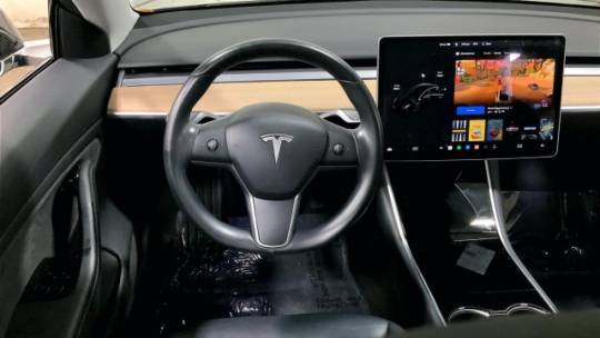 2019 Tesla Model 3 5YJ3E1EB0KF208897
