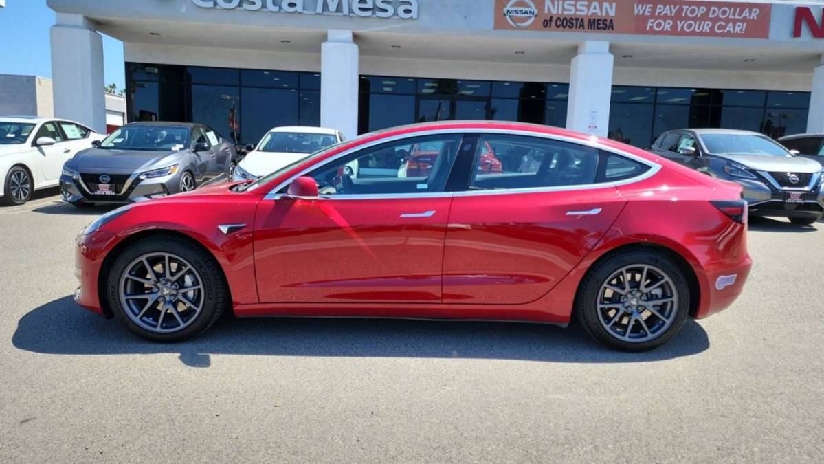 2018 Tesla Model 3 5YJ3E1EA4JF032443