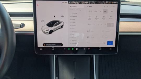 2018 Tesla Model 3 5YJ3E1EB8JF067141