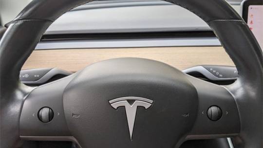 2018 Tesla Model 3 5YJ3E1EB1JF071614