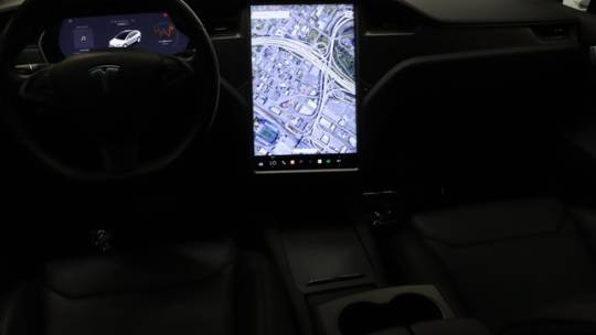 2018 Tesla Model X 5YJXCAE20JF104934