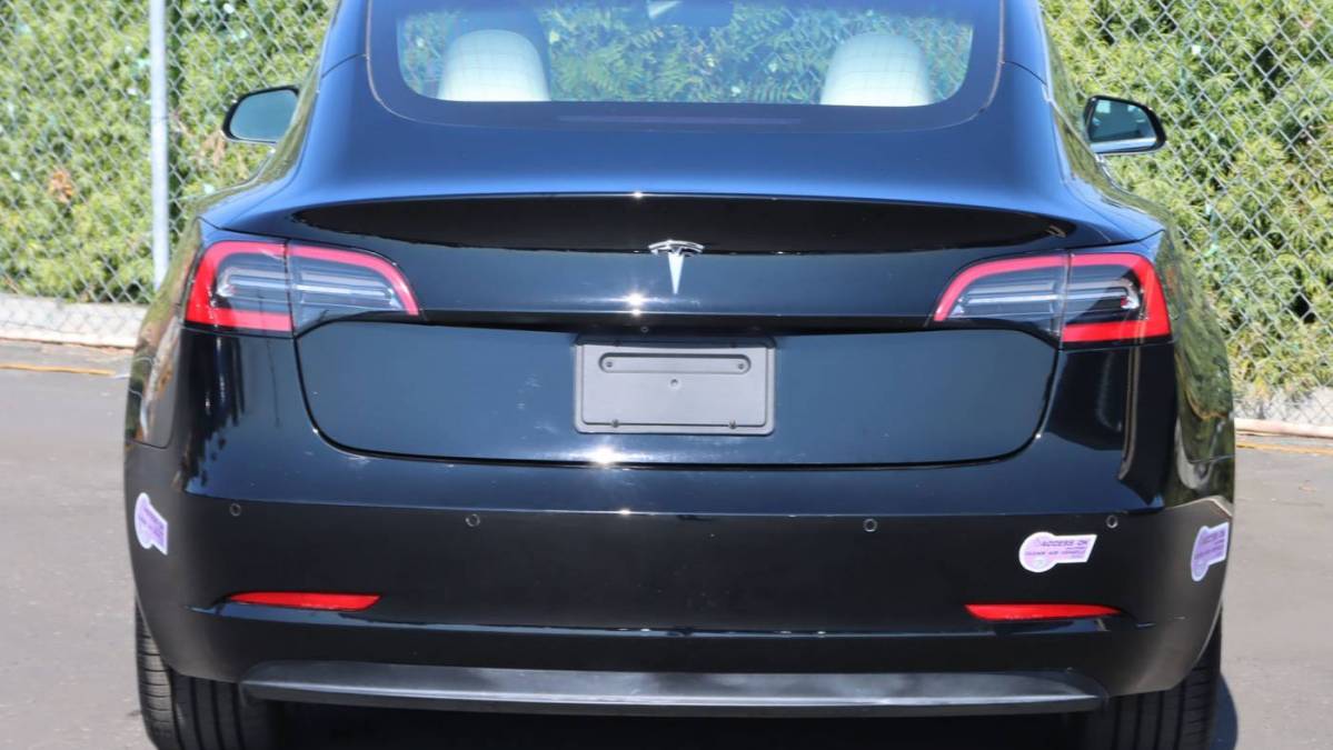 2019 Tesla Model 3 5YJ3E1EA0KF323796