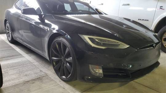 2016 Tesla Model S 5YJSA1E24GF152641