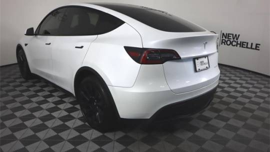 2020 Tesla Model Y 5YJYGDEE1LF012707