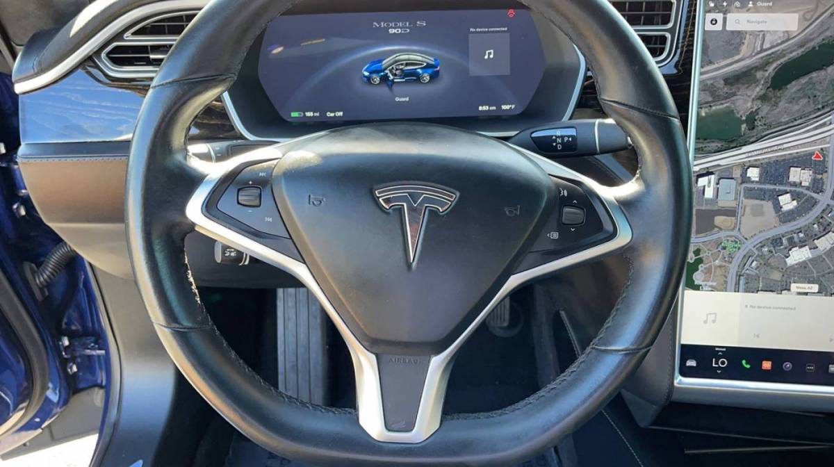 2016 Tesla Model S 5YJSA1E20GF156797