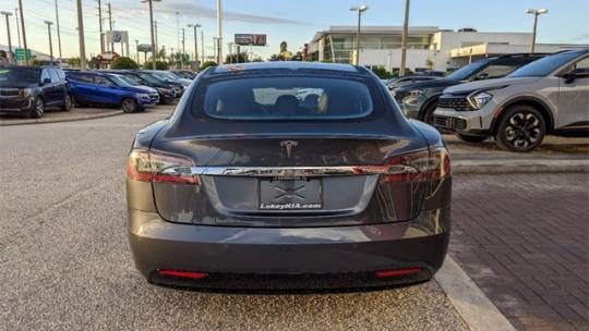 2018 Tesla Model S 5YJSA1E27JF286423