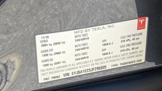 2018 Tesla Model S 5YJSA1E23JF295605