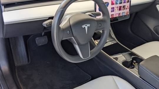 2018 Tesla Model 3 5YJ3E1EB4JF100927