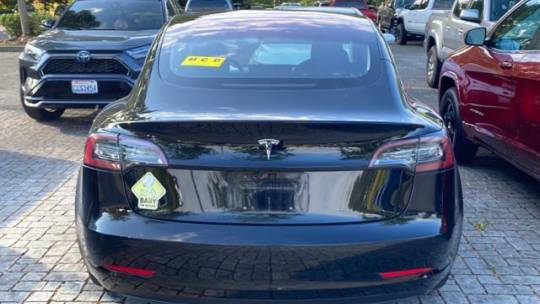 2018 Tesla Model 3 5YJ3E1EA5JF123060