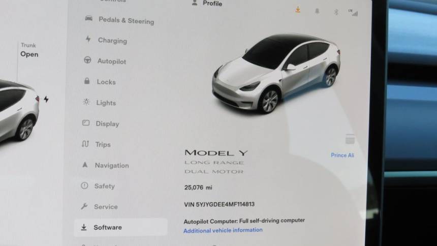2021 Tesla Model Y 5YJYGDEE4MF114813