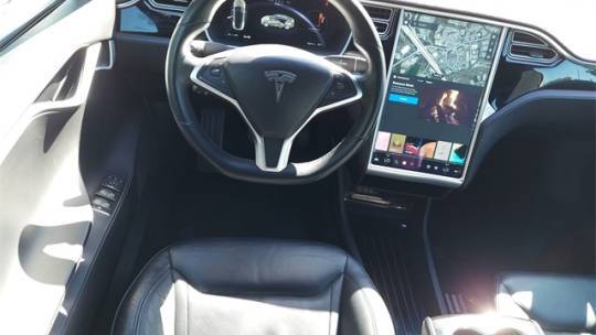 2016 Tesla Model S 5YJSA1E25GF122368