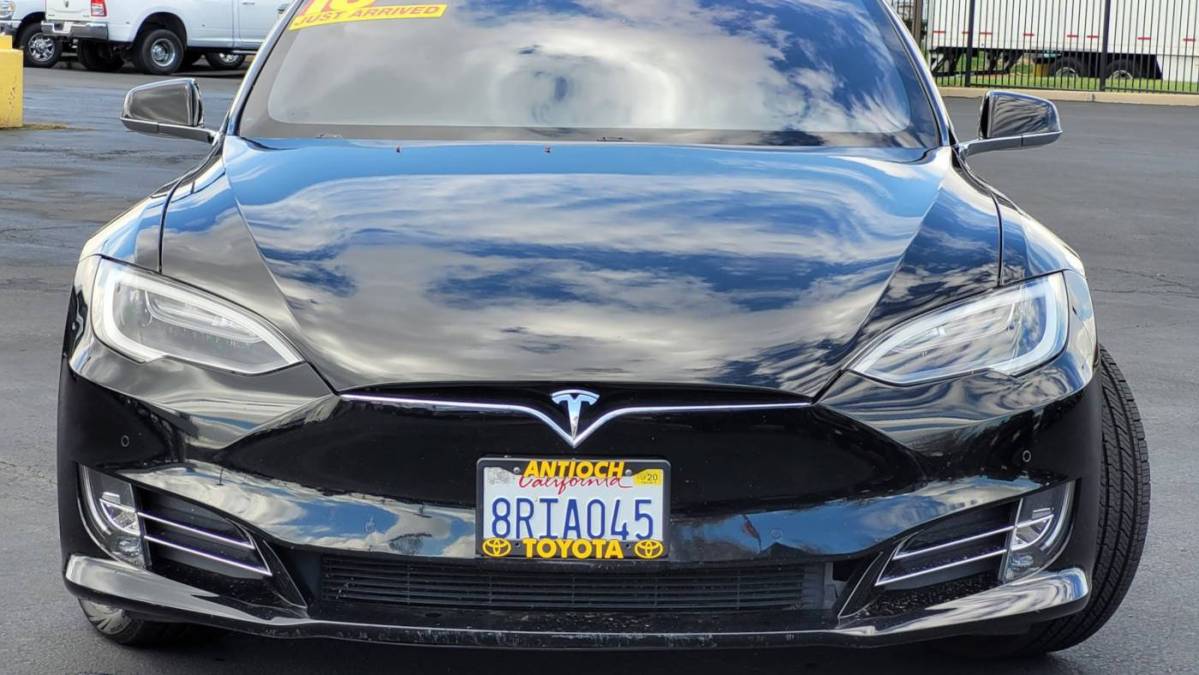 2018 Tesla Model S 5YJSA1E26JF281519