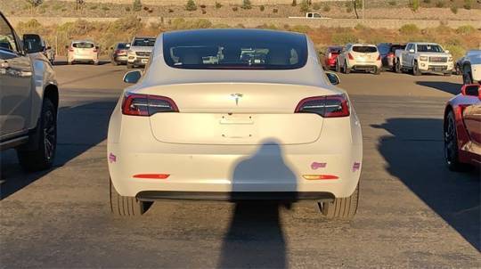 2018 Tesla Model 3 5YJ3E1EB3JF122093