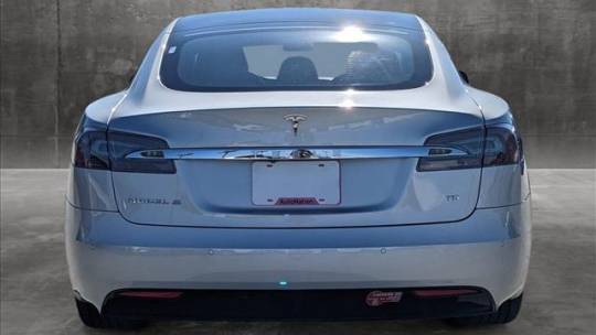 2017 Tesla Model S 5YJSA1E1XHF215203