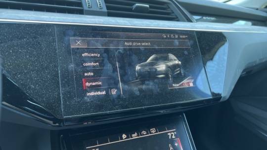 2019 Audi e-tron WA1LAAGE5KB024443