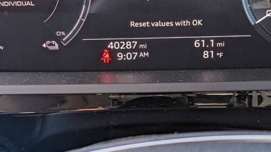 2019 Audi e-tron WA1VABGE1KB020999