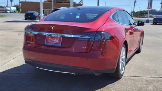 2016 Tesla Model S 5YJSA1E26GF128986