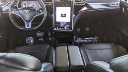 2016 Tesla Model X 5YJXCBE20GF022099