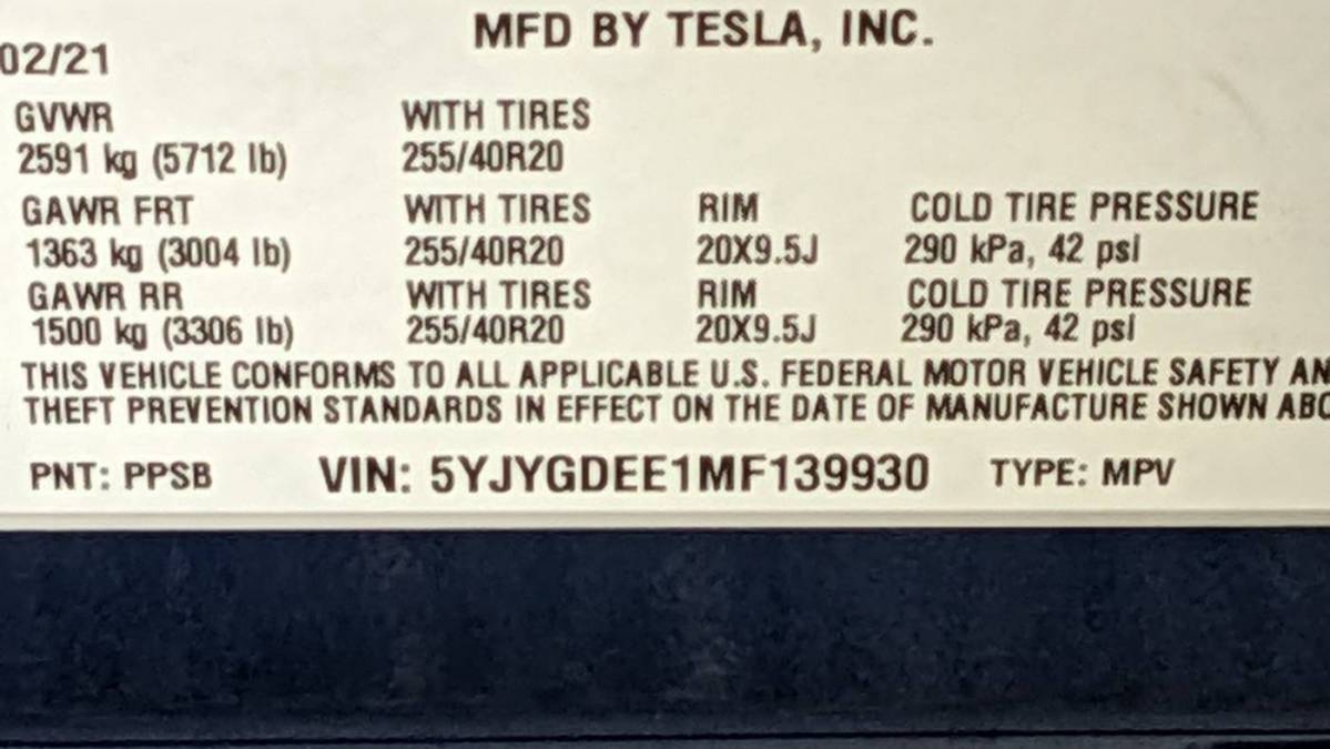 2021 Tesla Model Y 5YJYGDEE1MF139930