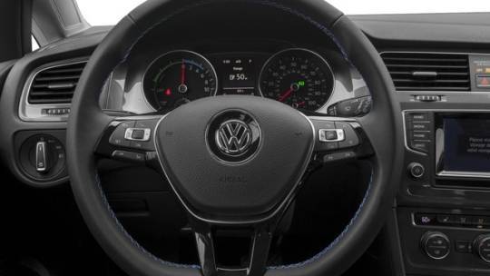 2016 Volkswagen e-Golf WVWKP7AU5GW917117