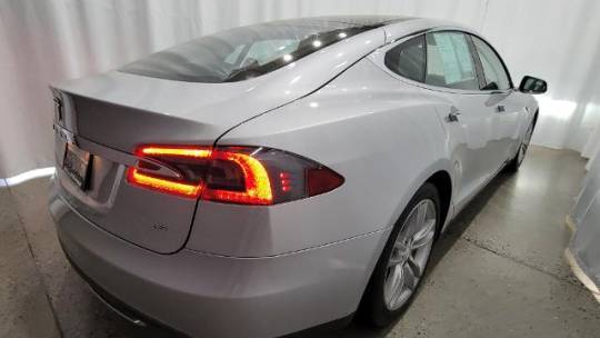 2014 Tesla Model S 5YJSA1H18EFP40896