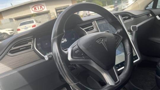 2015 Tesla Model S 5YJSA1S27FF088047