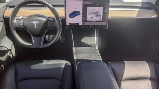 2018 Tesla Model 3 5YJ3E1EB2JF106256