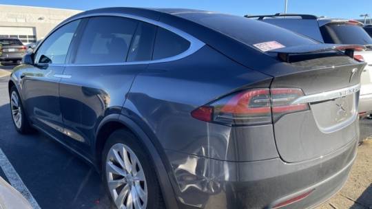 2019 Tesla Model X 5YJXCAE21KF182768