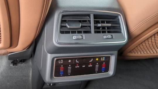 2019 Audi e-tron WA1LAAGE4KB024448