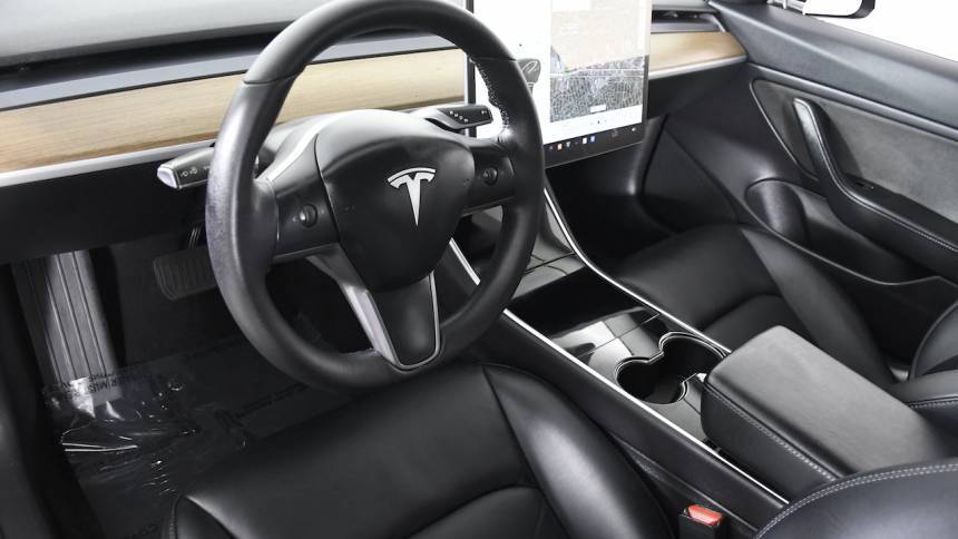2019 Tesla Model 3 5YJ3E1EB0KF385451