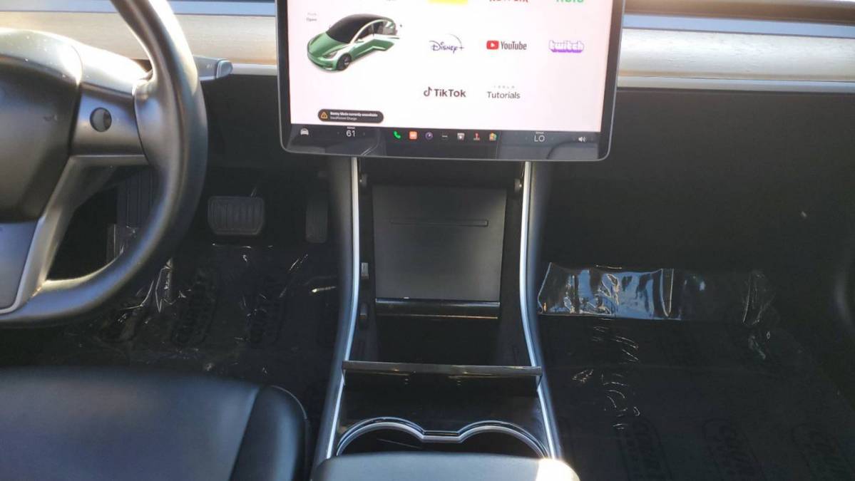 2018 Tesla Model 3 5YJ3E1EA0JF004882