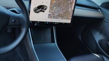 2018 Tesla Model 3 5YJ3E1EB3JF116522