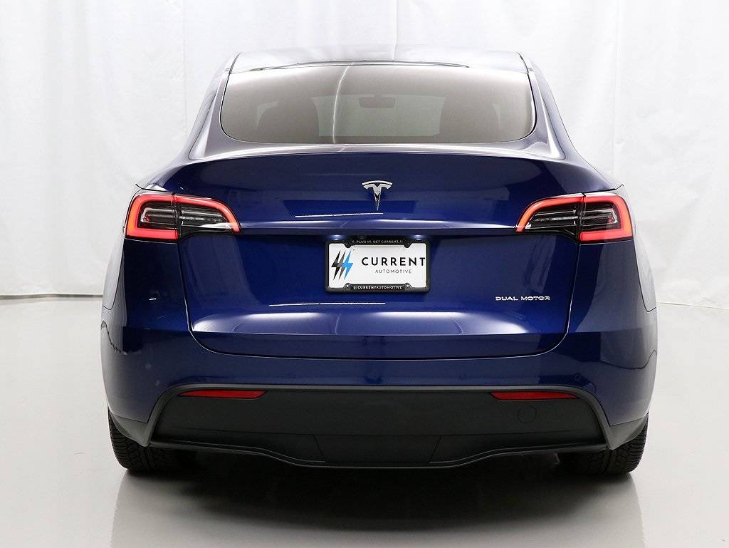 2020 Tesla Model Y 5YJYGDEE3LF025751