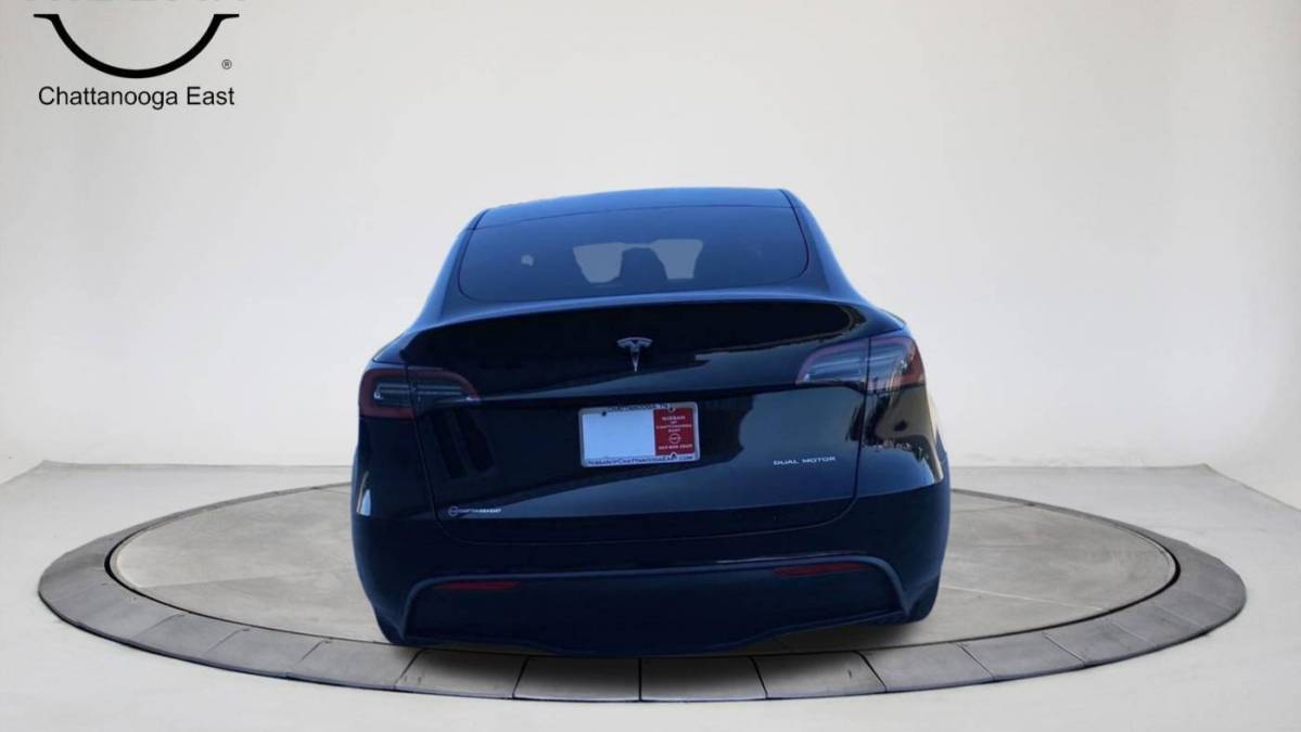 2021 Tesla Model Y 5YJYGDEEXMF077136