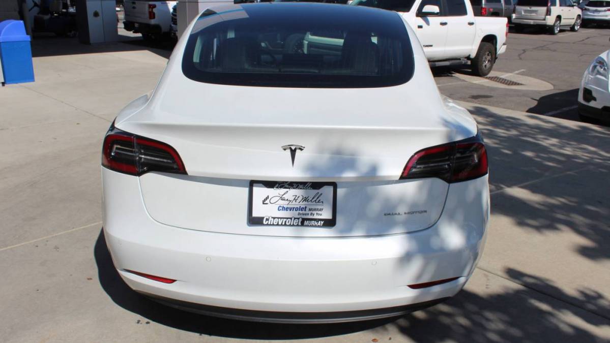 2019 Tesla Model 3 5YJ3E1EB5KF191594