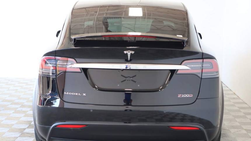 2017 Tesla Model X 5YJXCDE42HF052851