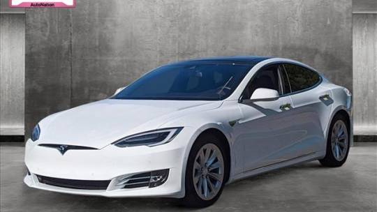 2016 Tesla Model S 5YJSA1E29GF140789