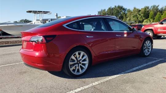2018 Tesla Model 3 5YJ3E1EA8JF018092