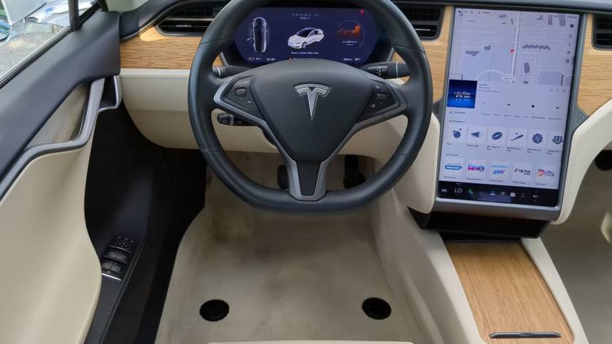 2018 Tesla Model S 5YJSA1E26JF295193