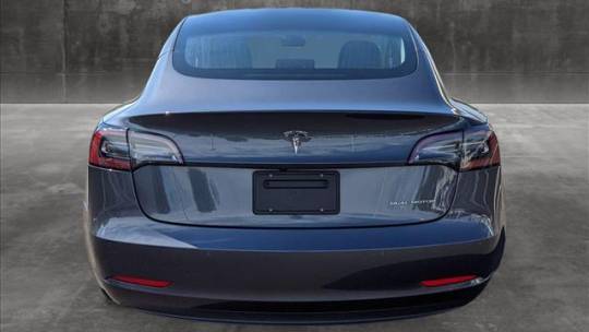 2019 Tesla Model 3 5YJ3E1EB0KF205594