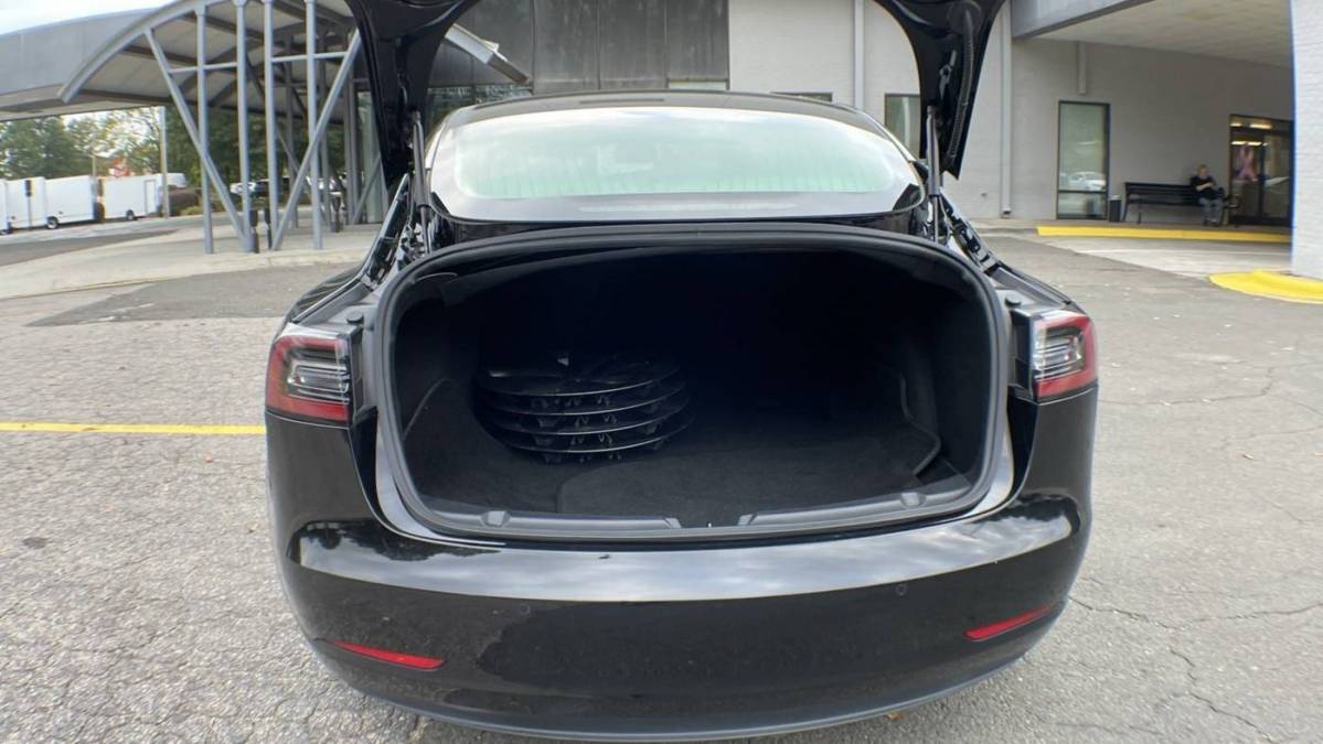 2019 Tesla Model 3 5YJ3E1EA6KF394811