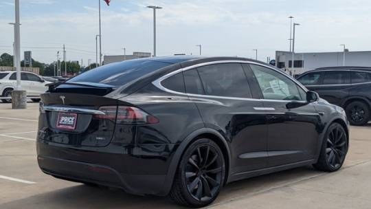 2018 Tesla Model X 5YJXCDE20JF128331