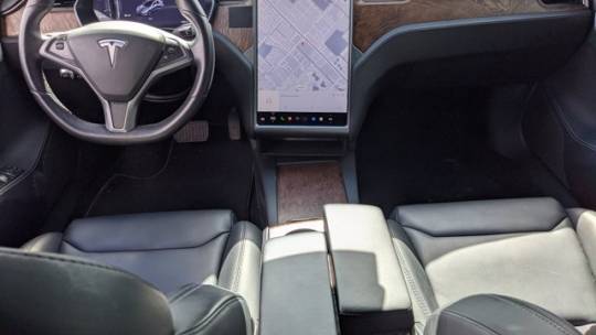 2019 Tesla Model S 5YJSA1E25KF302202