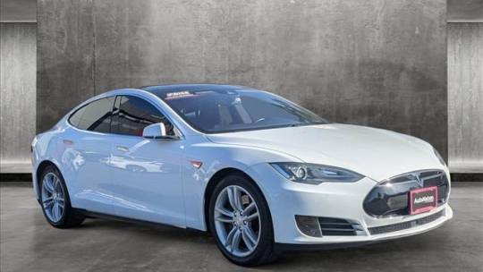 2015 Tesla Model S 5YJSA1S26FF097628