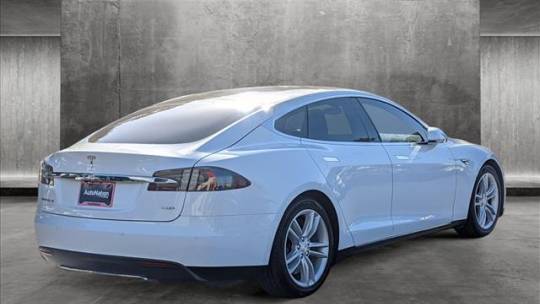 2015 Tesla Model S 5YJSA1S26FF097628