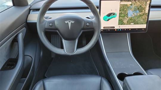 2019 Tesla Model 3 5YJ3E1EB3KF433220