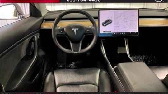2019 Tesla Model 3 5YJ3E1EB3KF418037