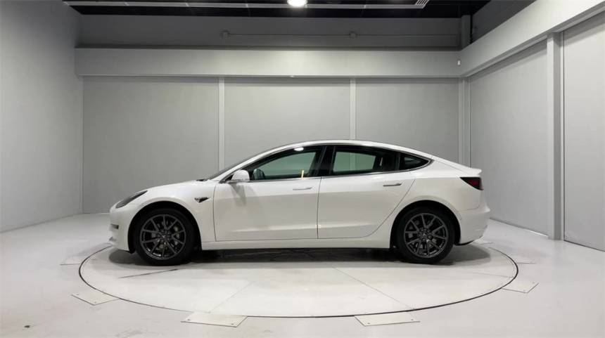 2019 Tesla Model 3 5YJ3E1EA1KF299833