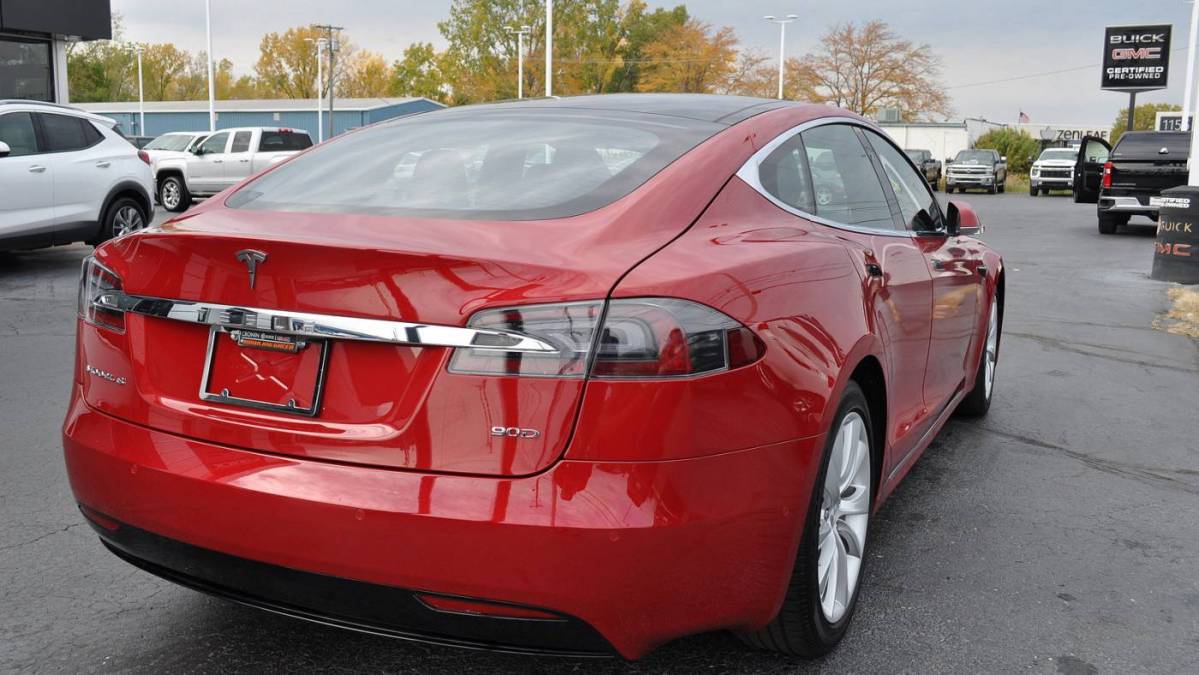 2017 Tesla Model S 5YJSA1E26HF175159