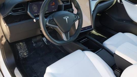 2019 Tesla Model S 5YJSA1E25KF338956